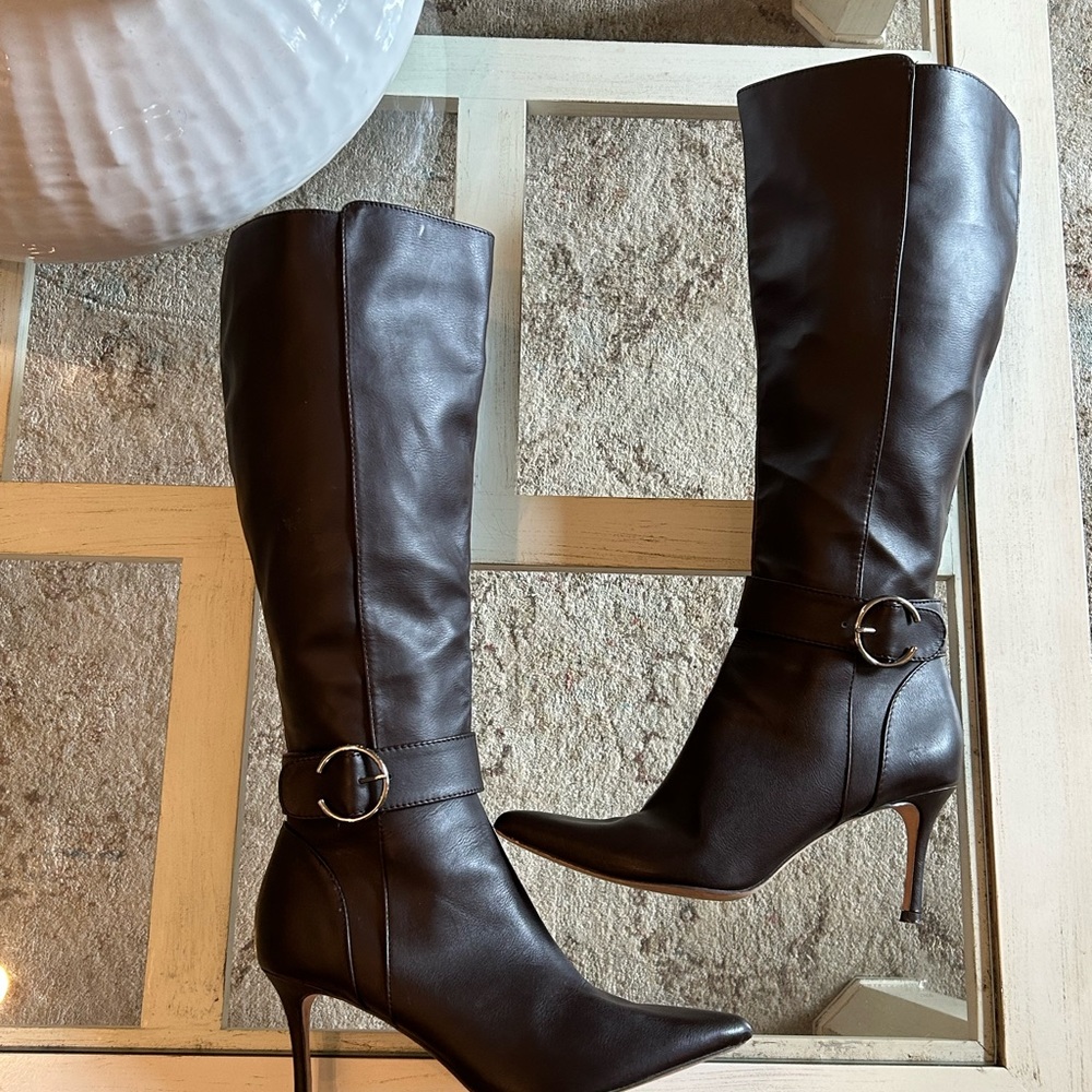 Nine West Wide Calf Tall Boots~Size 7.5